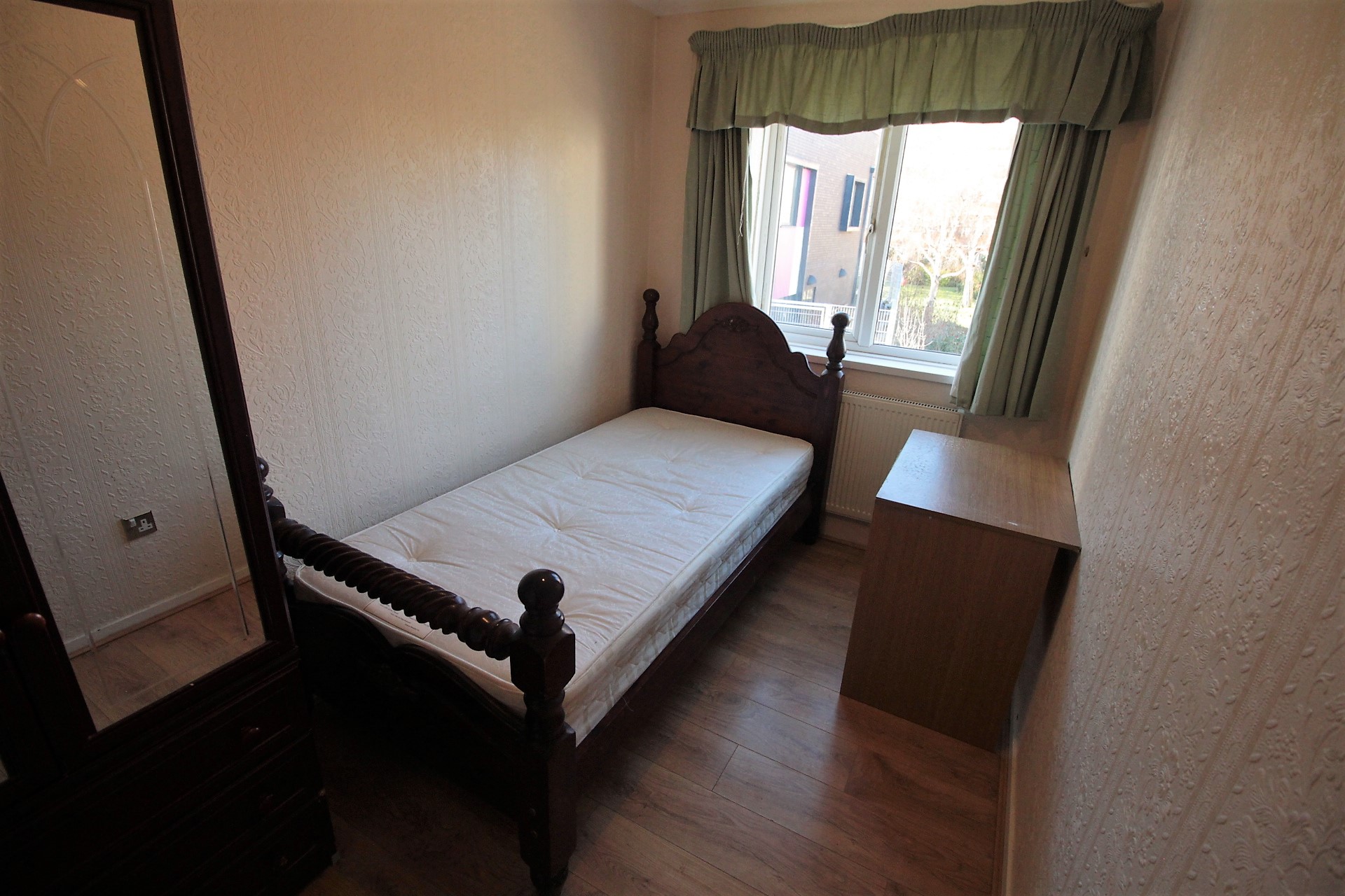 Single Room photograph